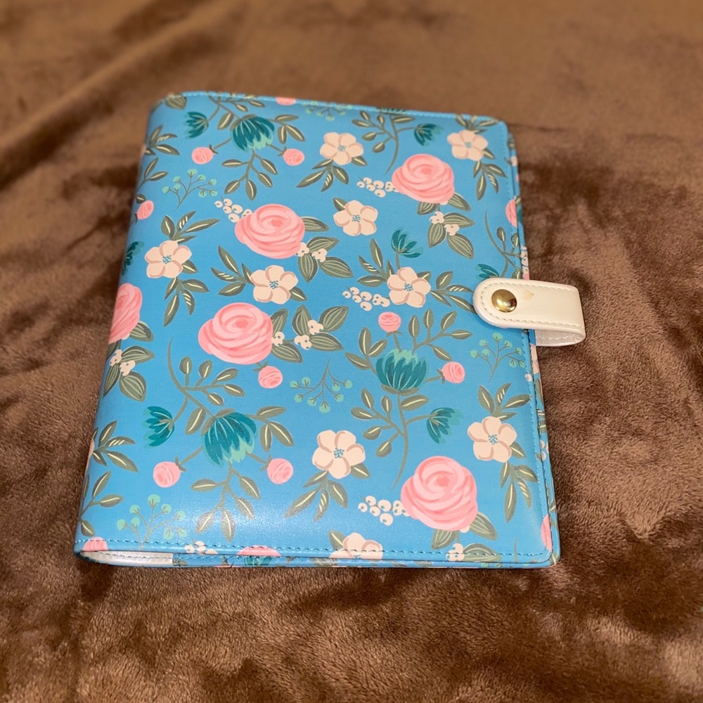 Creative Year Floral Planner by Recollections